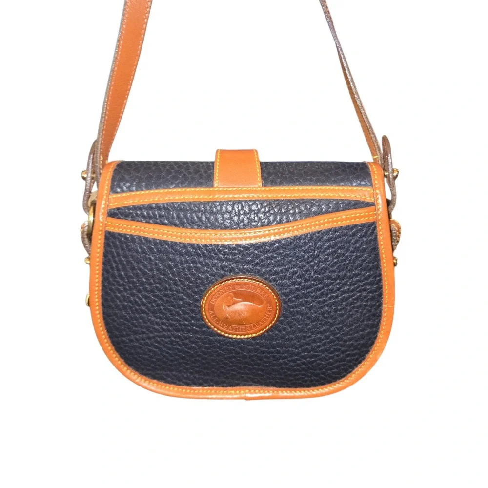Dooney & Bourke VTG Over Under Marble Bag 7X6X2 Navy & Tan‎ All Weather Leather